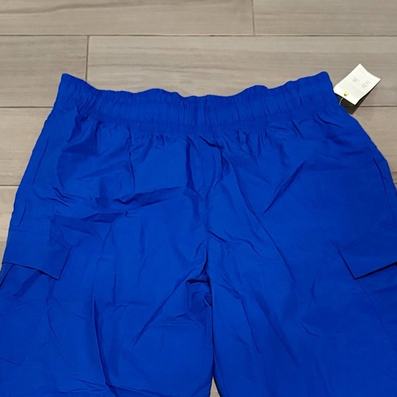 All in motion scrub like Blue Cargo Pants LARGE - Picture 4 of 5